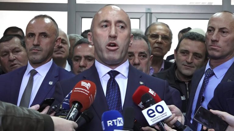Haradinaj: Habitem me Limajn e Veselin pse kaq shpejt pranuan kushtet e Serbisë. Thaçi i ka bërë dëm Kosovës, po nxit presion për taksën