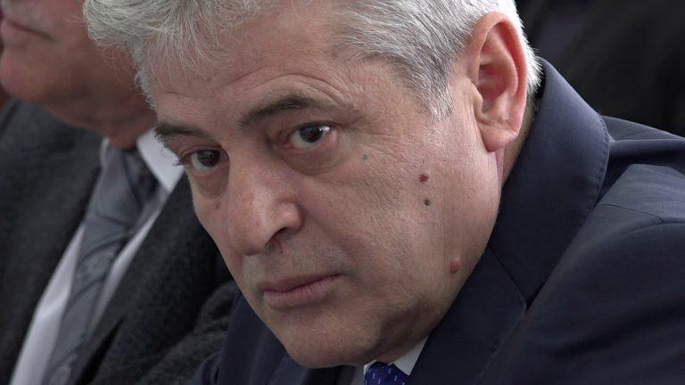 Ali Ahmeti: Askush s’është tradhtuar nga shkrirja e Sekretariatit