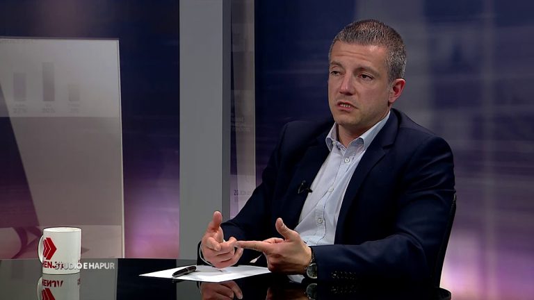 MANÇEVSKI KONTRA B.OSMAINT: ADMINISTRATA NUK ËSHTË E GATSHME PËR REFORMAT QË I KËRKON BE-JA (VIDEO)