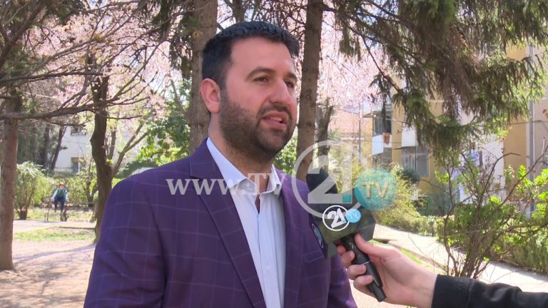 DËSHTOI ME VMRO-në, PUSHTETI KTHEN SYTË NGA OPOZITA, HOXHA: “OPOZITA SHQIPTARE SI GOMË REZERVË E QEVERISË”