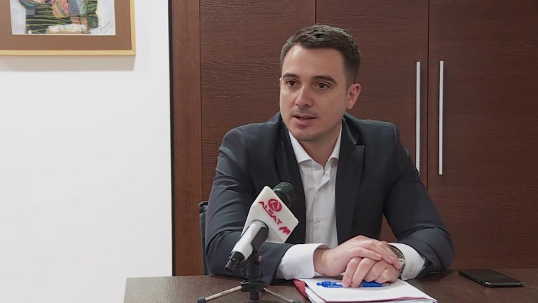 Revizioni zbulon parregullsi të shumta në RTVM