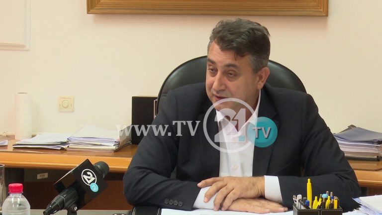 Tv21.tv / SKANDALI FINANCIAR ME POSTAT E MAQEDONISË, JANË HARXHUAR MBI 300 MIJË EURO PËR LETRA DHE TONER