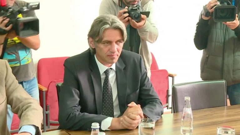 Videoja e fundit e “Reketit”, VMRO-ja kërkon shkarkimin e qeverisë dhe zgjedhje të reja