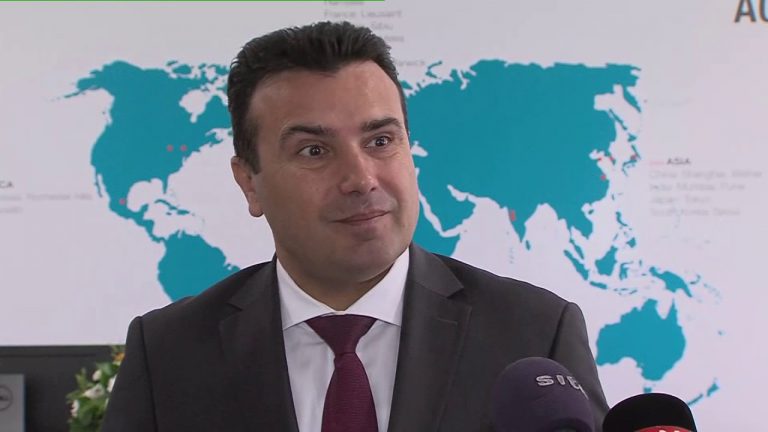 (VIDEO) QEVERIA DHE PRESIDENTI PRESIN VERSIONIN ZYRTAR NGA KOMISIONI I VENEDIKUT