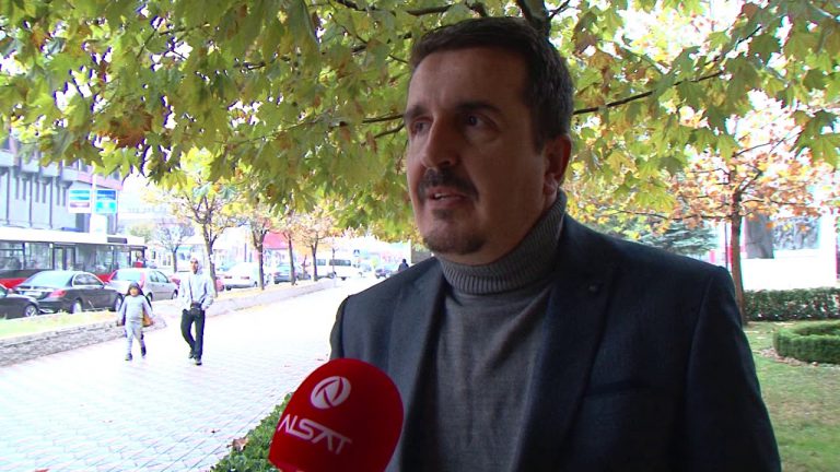 A do të jetë përdorimi i shqipes, flamurit dhe kauza shqiptare përsëri ndër premtimet kryesore të partive shqiptare në këtë fushatë?