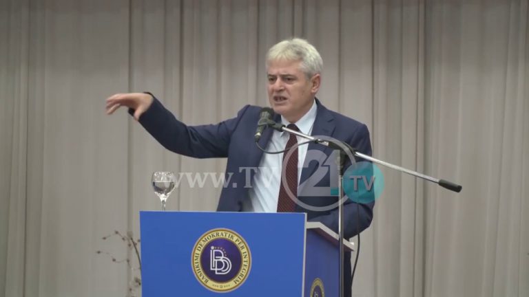 Reagojnë BESA, ALTERNATIVA dhe  ASH / Ahmeti i quan të vegjël!“Ejani te nëna e madhe”,