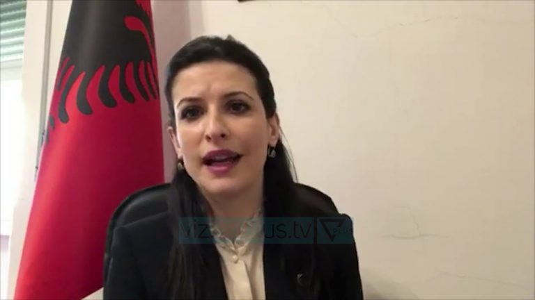Tiranë / COVID-19 “liron” 600 të dënuar nga burgu/ Të moshuarit e të sëmurët kronikë dërgohen në shtëpi