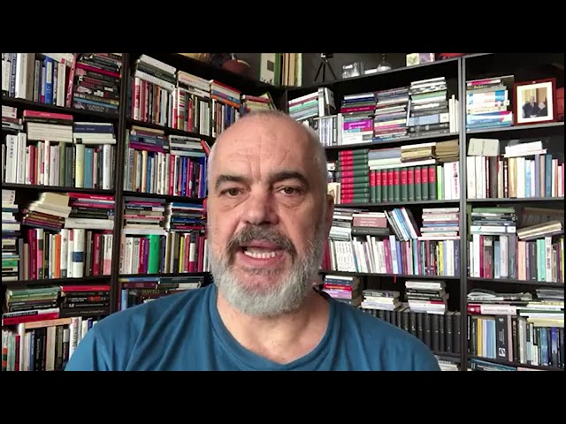 “Shohin videot dhe flasin për show”/ Rama shpërthen ndaj komenteve negative: O ju marrtë e mira…