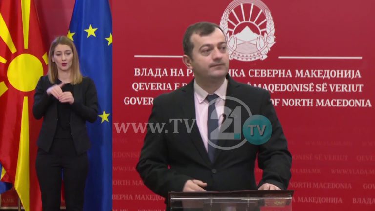 Për 4 ditë janë mbyllur 48 restorante, presione dhe pezullim nga puna, punëtorët të kenë kujdes çfarë nënshkruajn