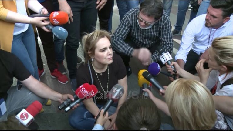 Kryetarja e LSI-së Monika Kryemadhi : Do të ja ha veshin Edi Ramës (VIDEO)