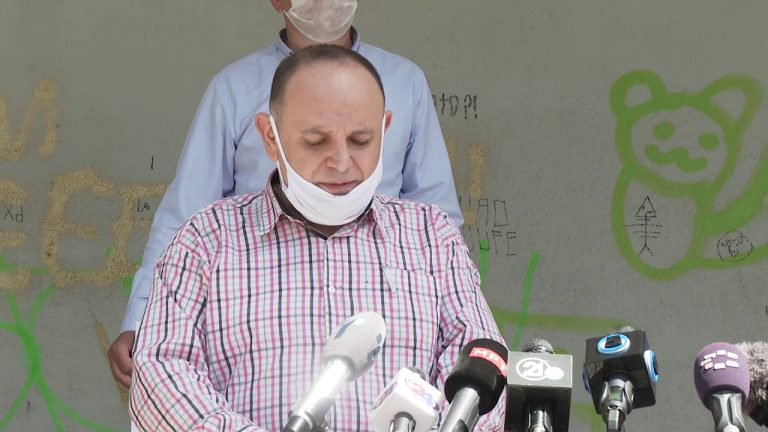 Kafenetë dhe restorantet do të hapen të martën?