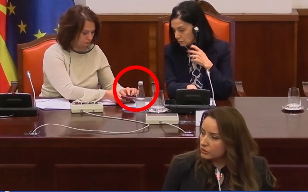 Sherr për gjuhën shqipe edhe në Kuvend  Deputetja Ilire Dauti bllokoi seancën