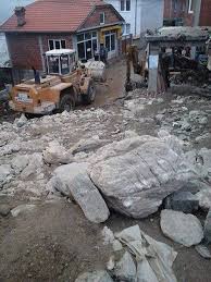 Ejup Shabani  Qytetarët e Malësisë së Sharrit kompenzohen me 90 denarë 1 euro e gjysëm  për vërshimet    